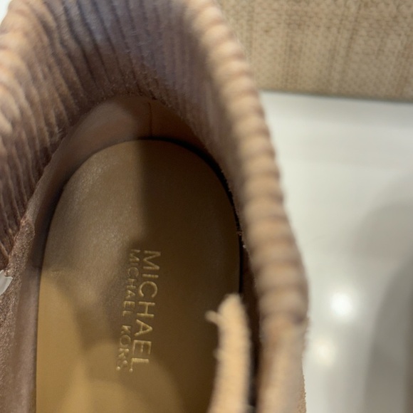 MICHAEL Michael Kors Carrigan wedge bootie - Picture 7 of 8